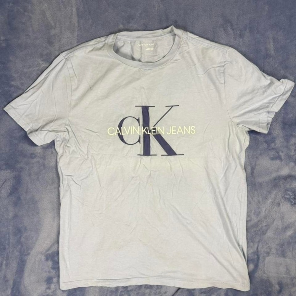 Baby blue Calvin Klein men's shirt‎ size m